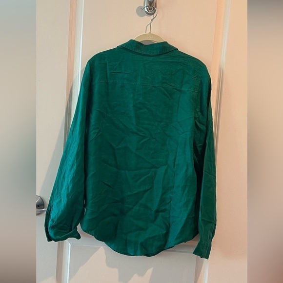 NEW LILLY PULITZER sea view linen button down top in evergreen - Picture 8 of 14